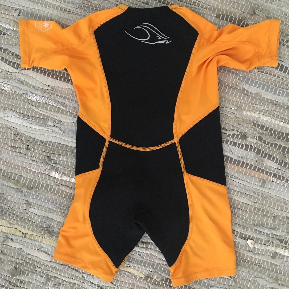Stingray Kids Rashguard - Picture 2 of 3